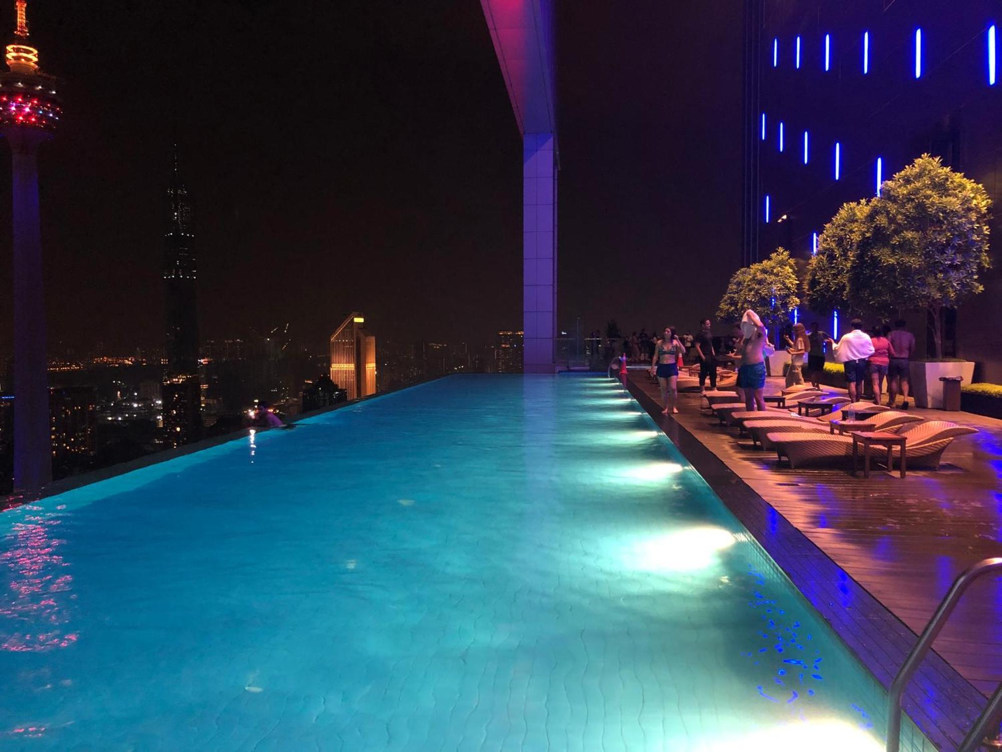Platinum Suites Klcc Top 51 Куала Лумпур Екстериор снимка