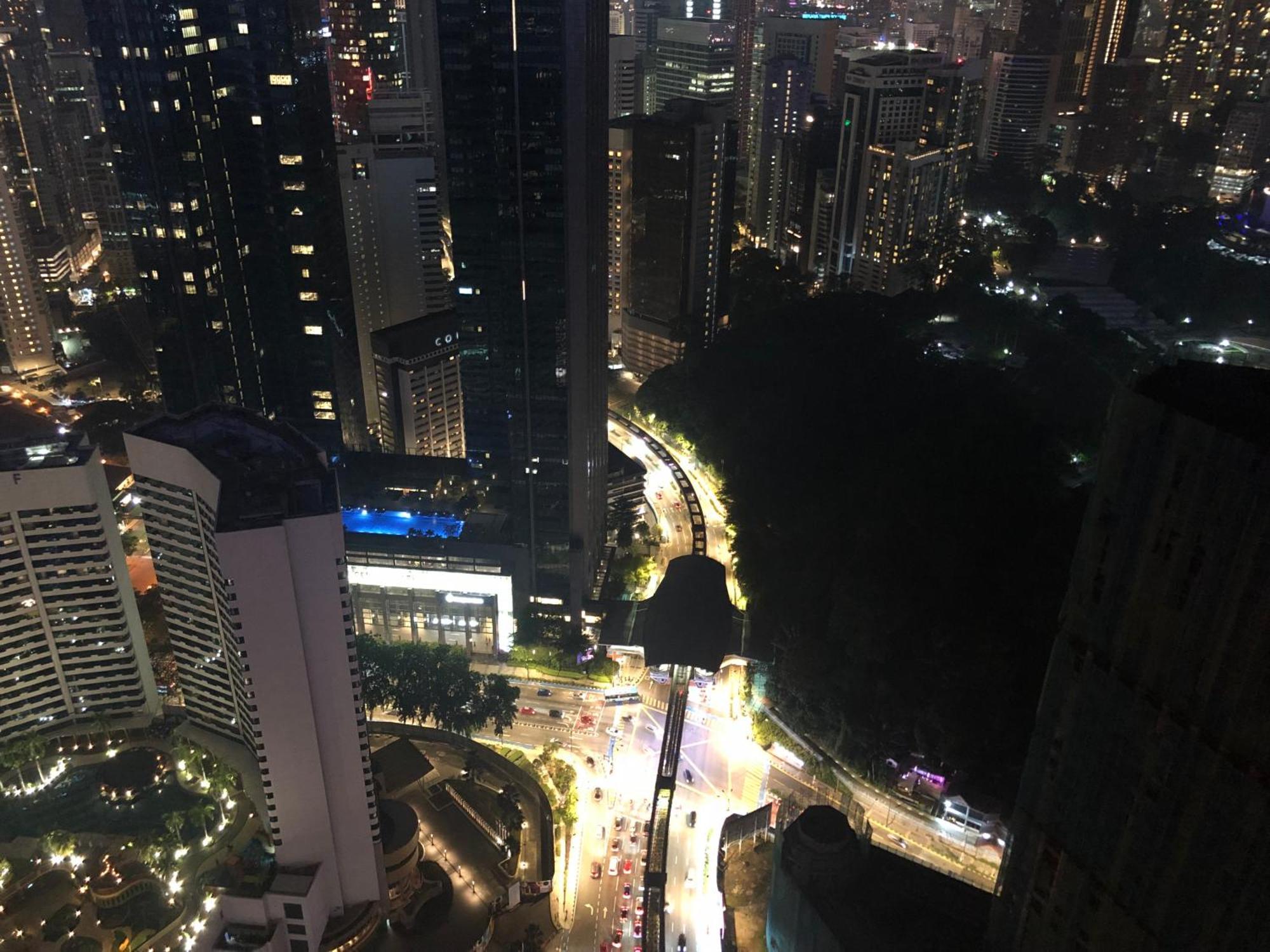 Platinum Suites Klcc Top 51 Куала Лумпур Екстериор снимка