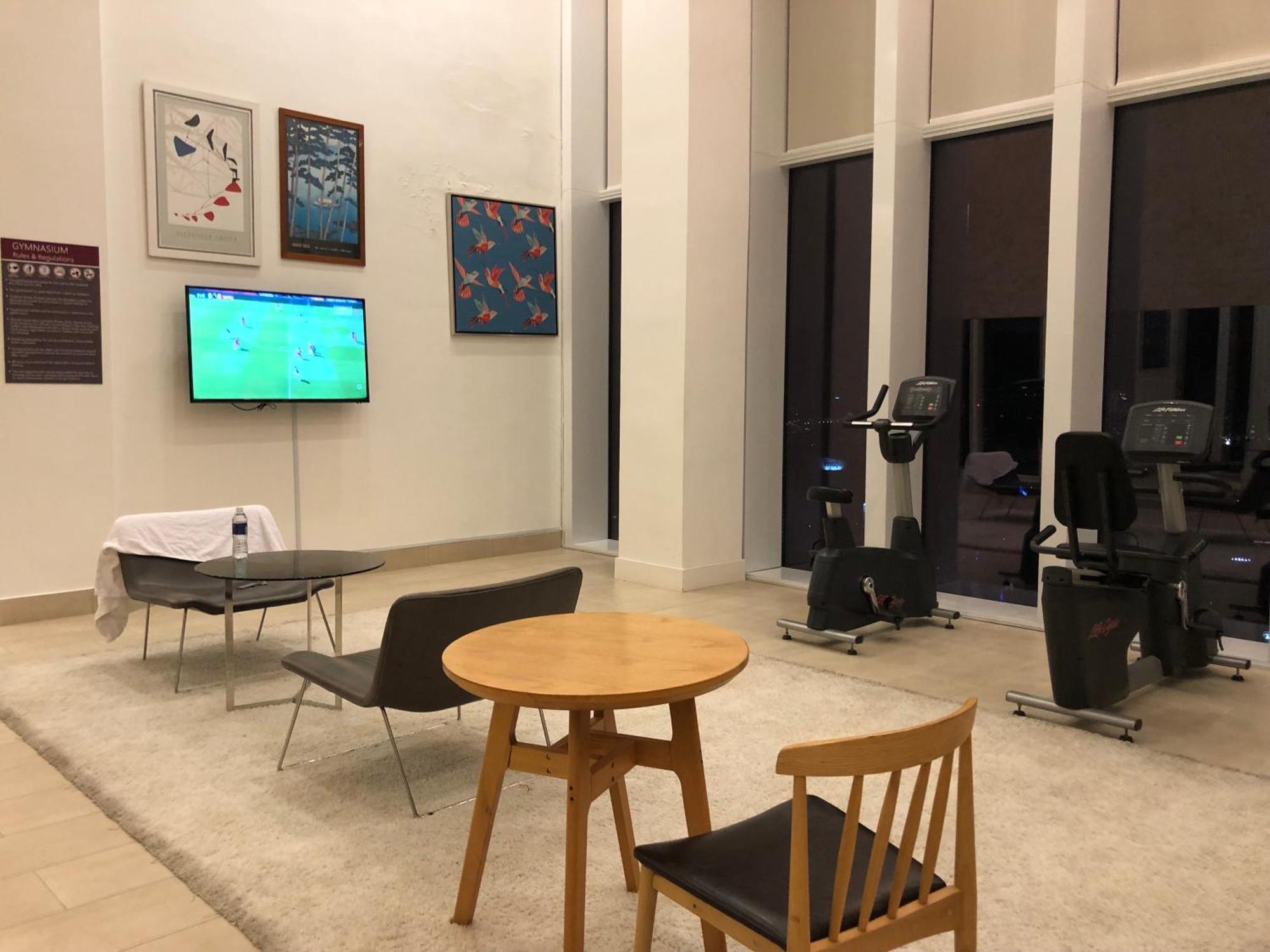 Platinum Suites Klcc Top 51 Куала Лумпур Екстериор снимка
