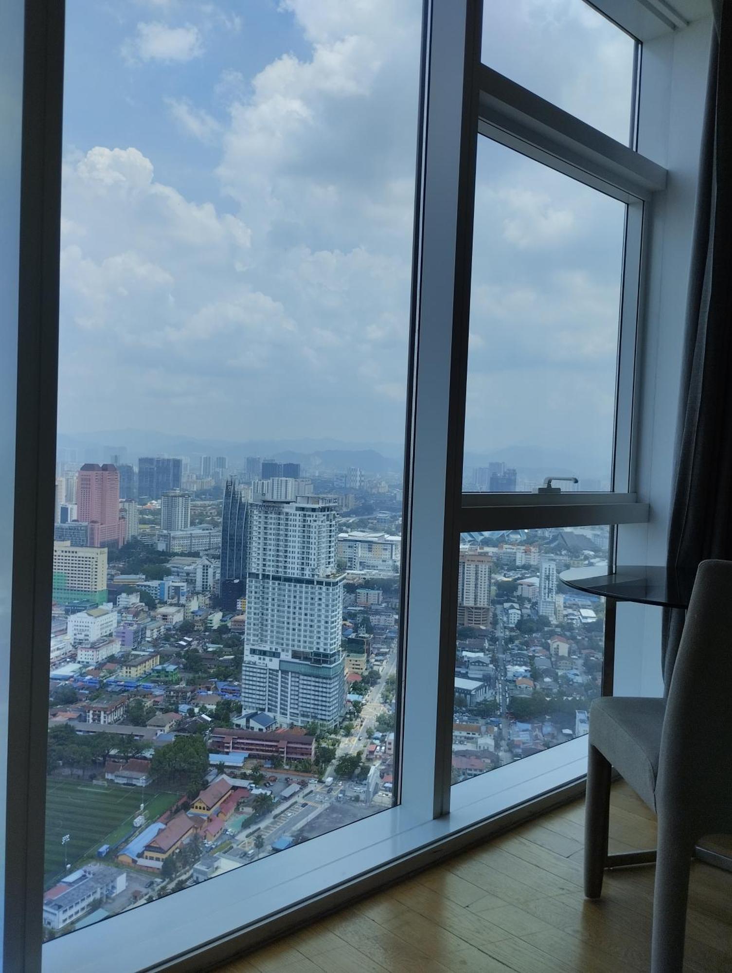Platinum Suites Klcc Top 51 Куала Лумпур Екстериор снимка